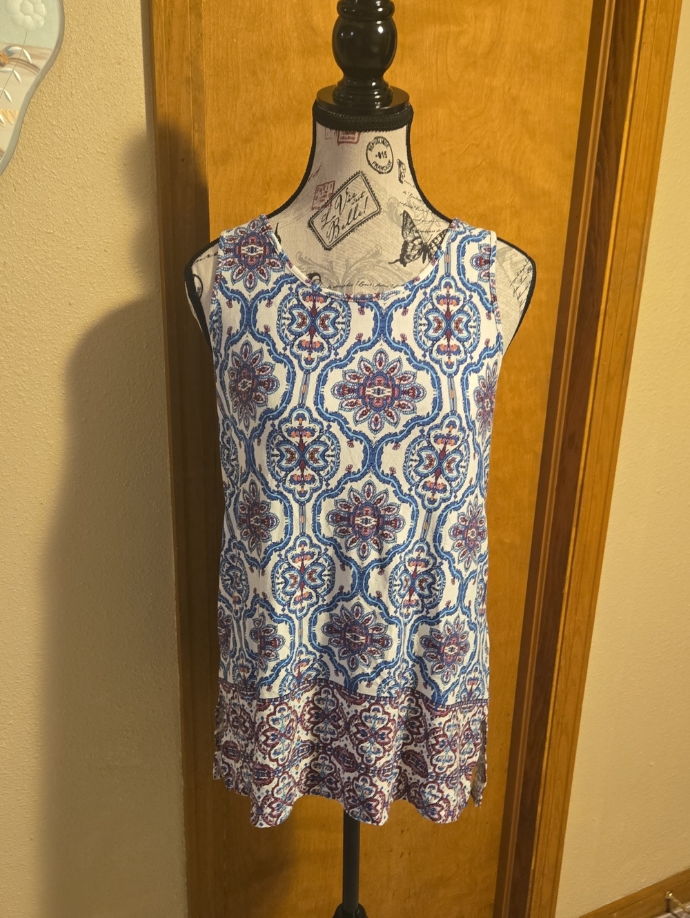 Olive & Oak Blue and White Medallion Print Tank